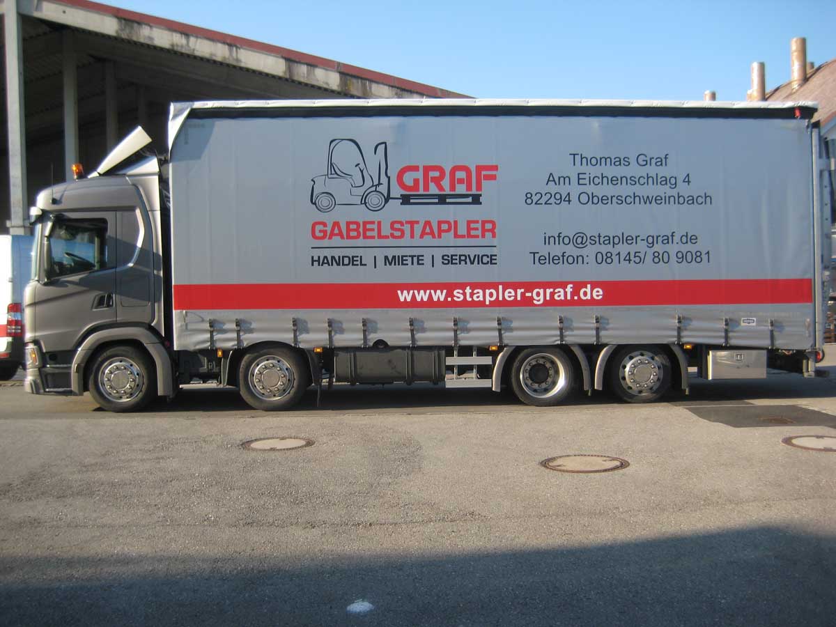 Fahrzeugbeschriftung in Fürstenfeldbruck - Werbedesign Schneider